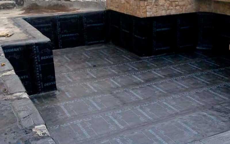 IMPERMEABILIZAÇÃO DE PISCINAS